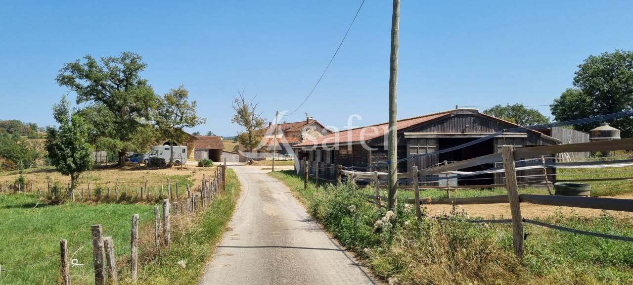 Equestrian property  Aveyron