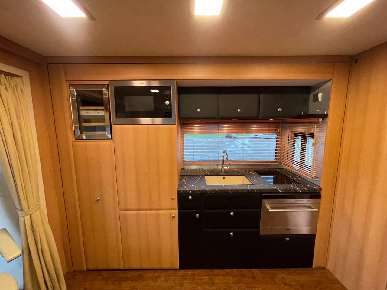 Horsebox NON-HGV Ketterer MERCEDES 2013 Used