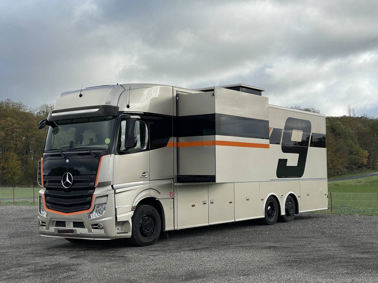 Horsebox NON-HGV Ketterer MERCEDES 2013 Used