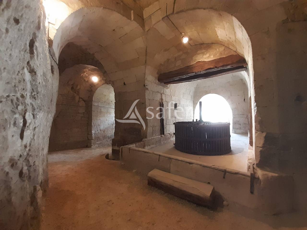 Equestrian property  Vienne