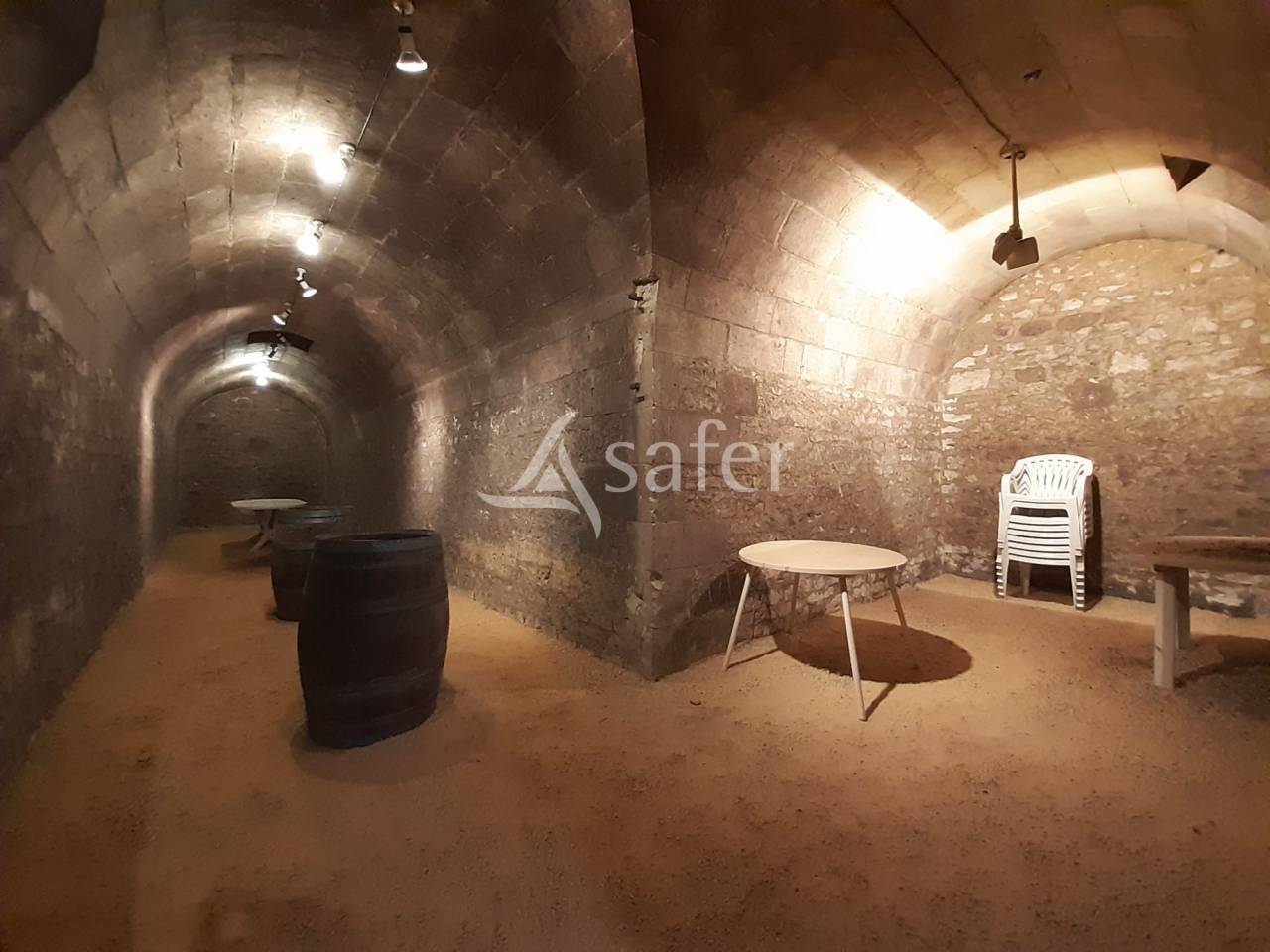 Equestrian property  Vienne