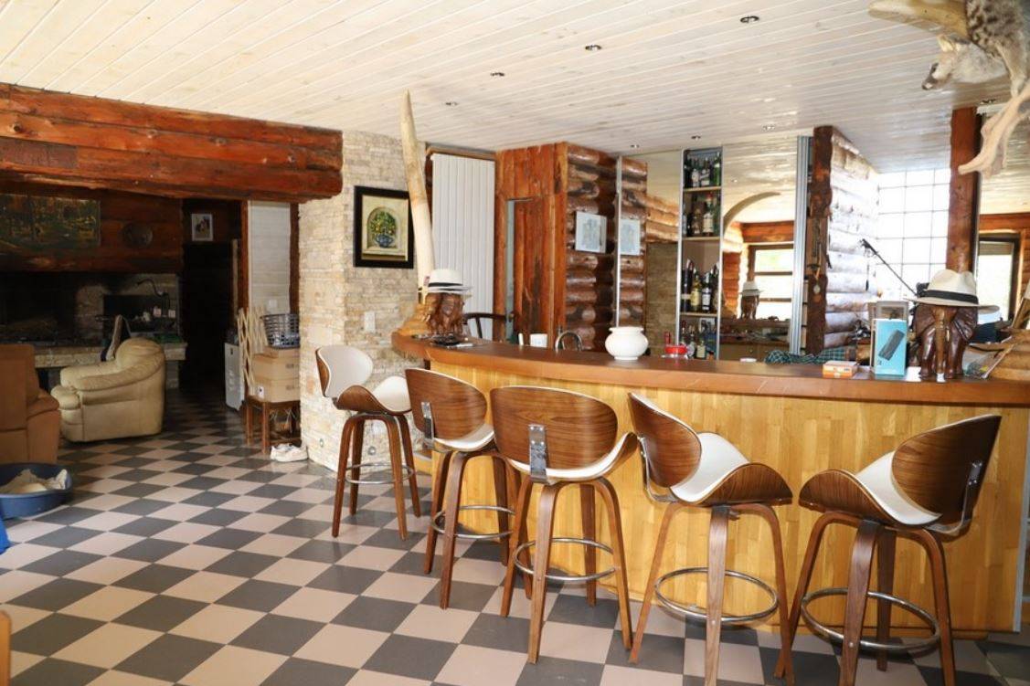 Luxurious equestrian property  Aude