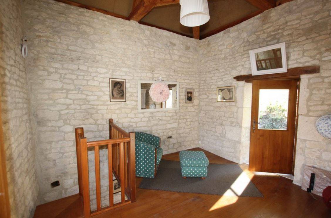 Equestrian Bed and Breakfast  Lot