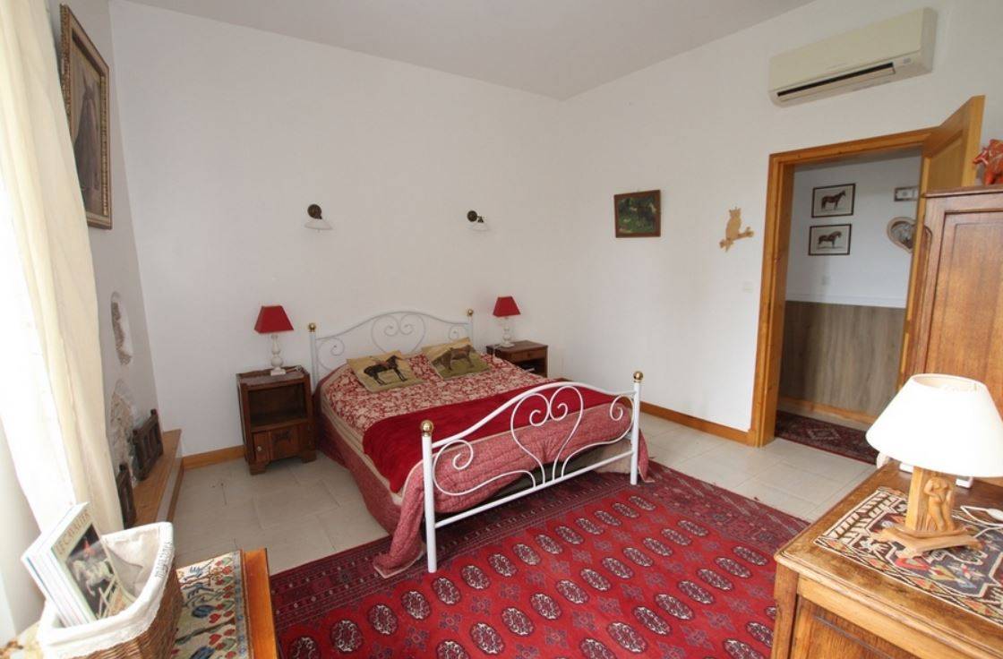 Equestrian Bed and Breakfast  Aude