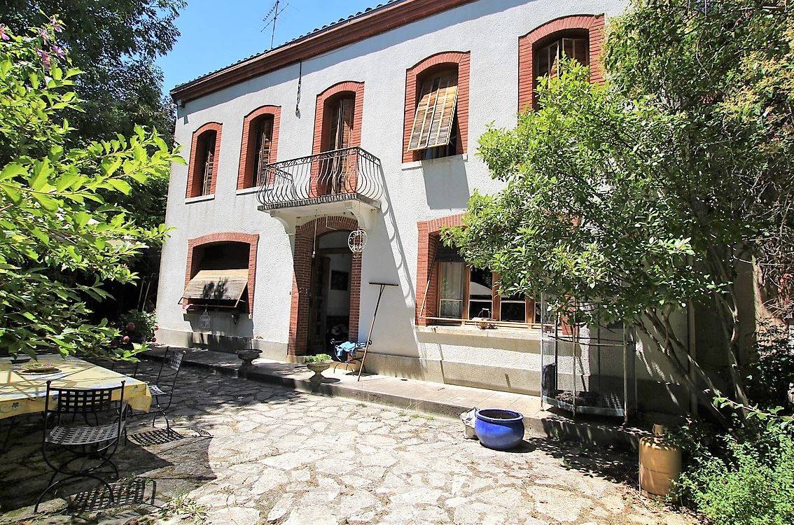 Equestrian farm  Ariège