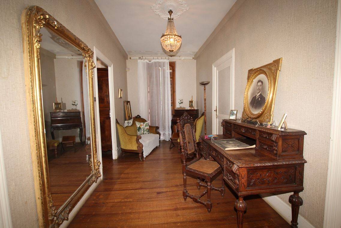 Equestrian farm  Ariège