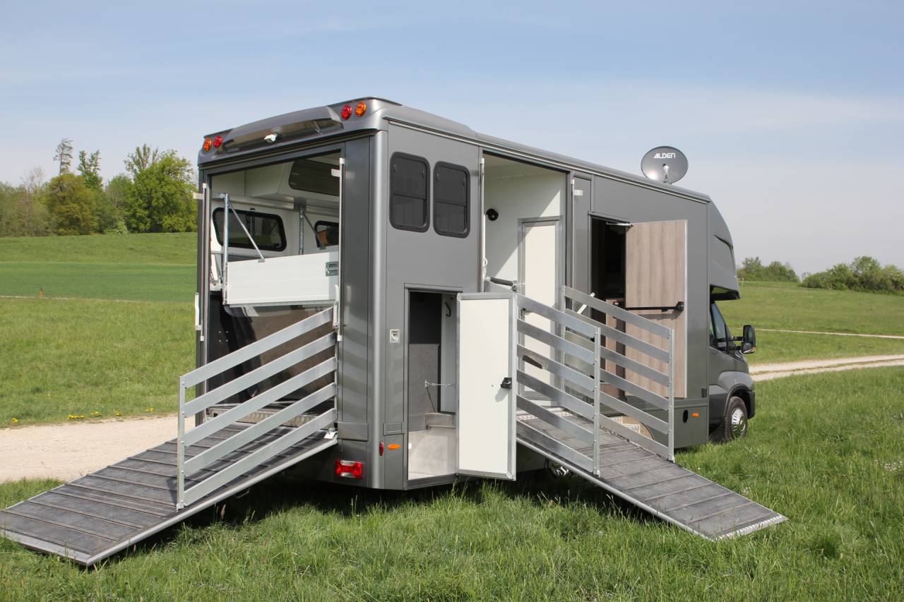 Horsebox NON-HGV Iveco IVECO 0 New