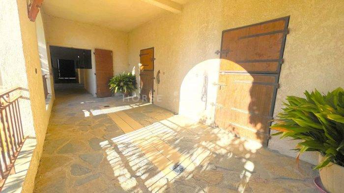 Equestrian property  Hérault