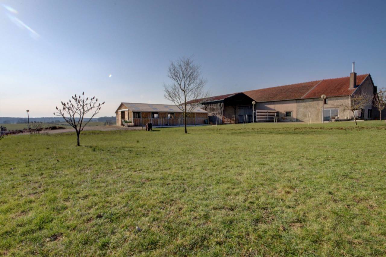 Equestrian property  Meurthe-et-Moselle