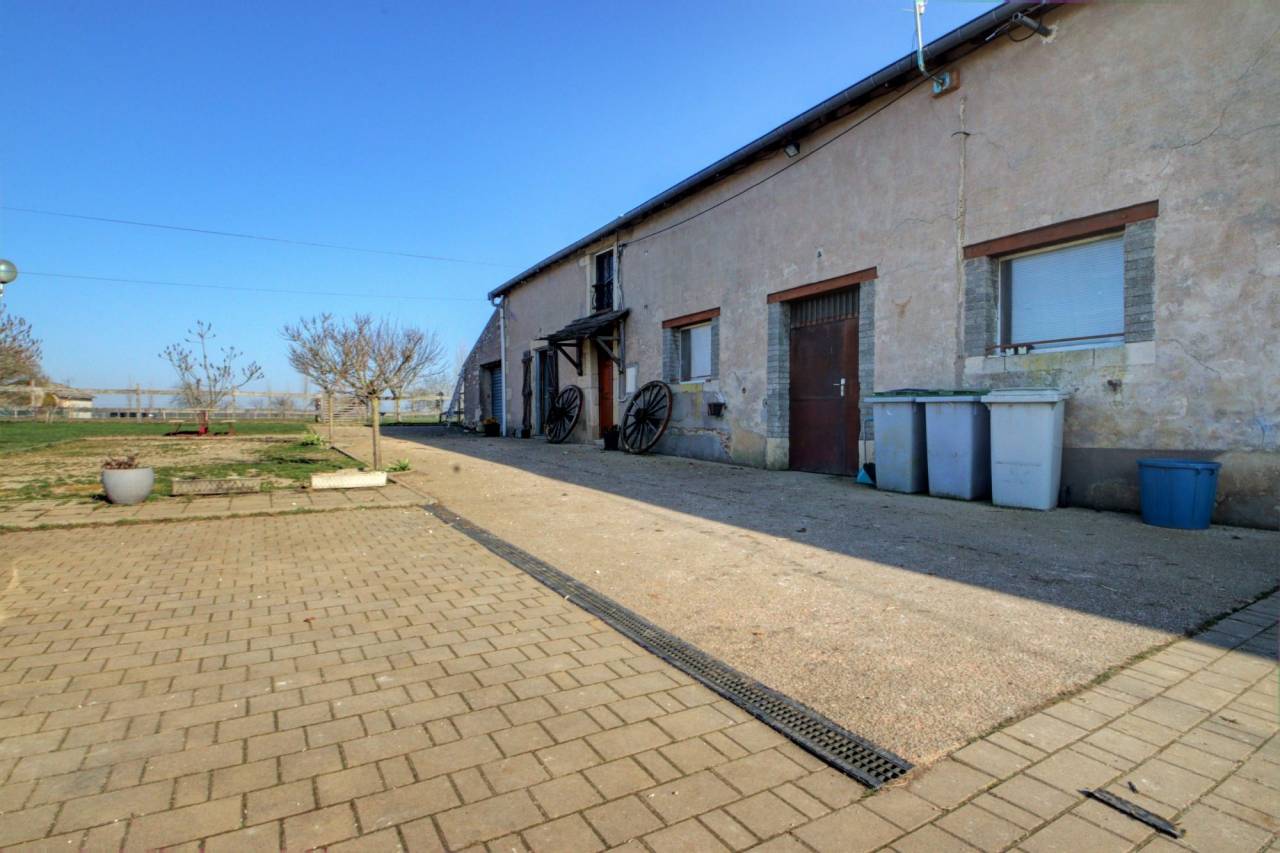 Equestrian property  Meurthe-et-Moselle