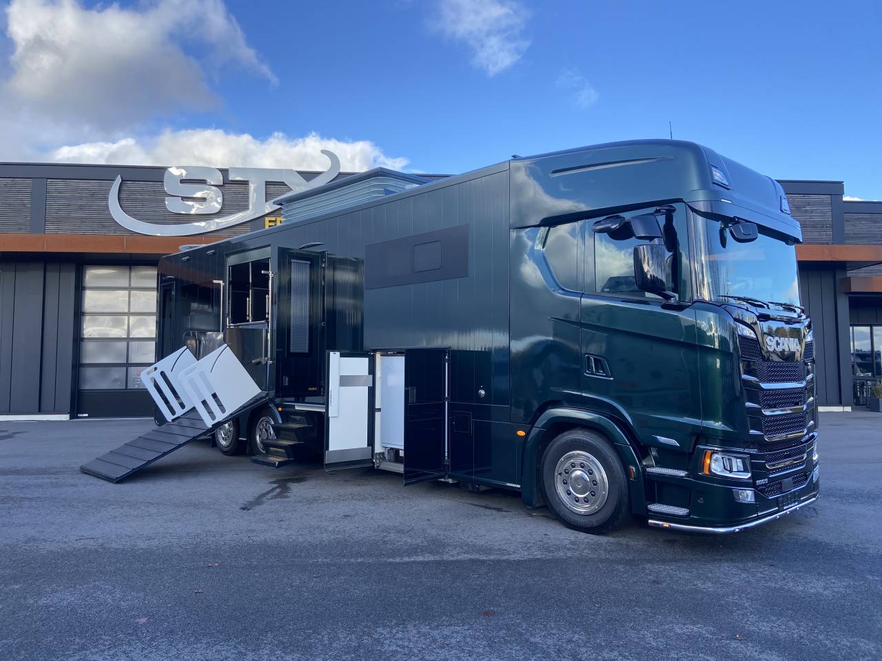 Horsebox NON-HGV STX  2025 New