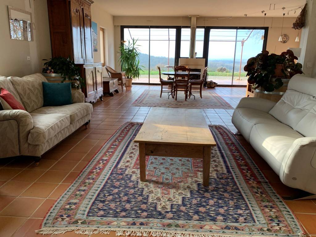 Luxurious equestrian property  Lot