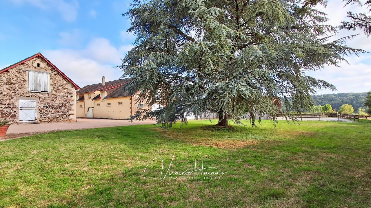 Luxurious equestrian property  Orne