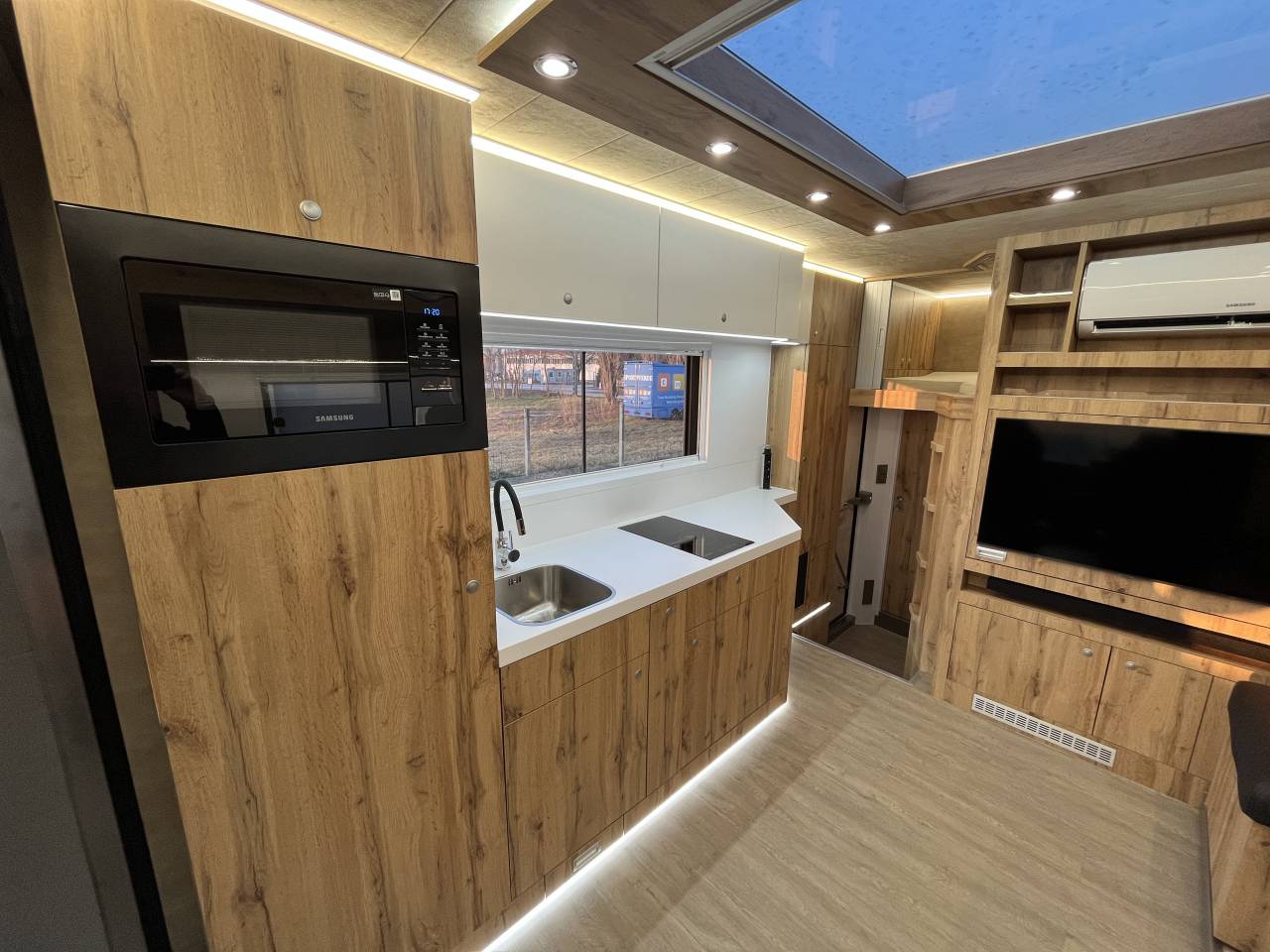 Horsebox NON-HGV Scania SCANIA 0 New