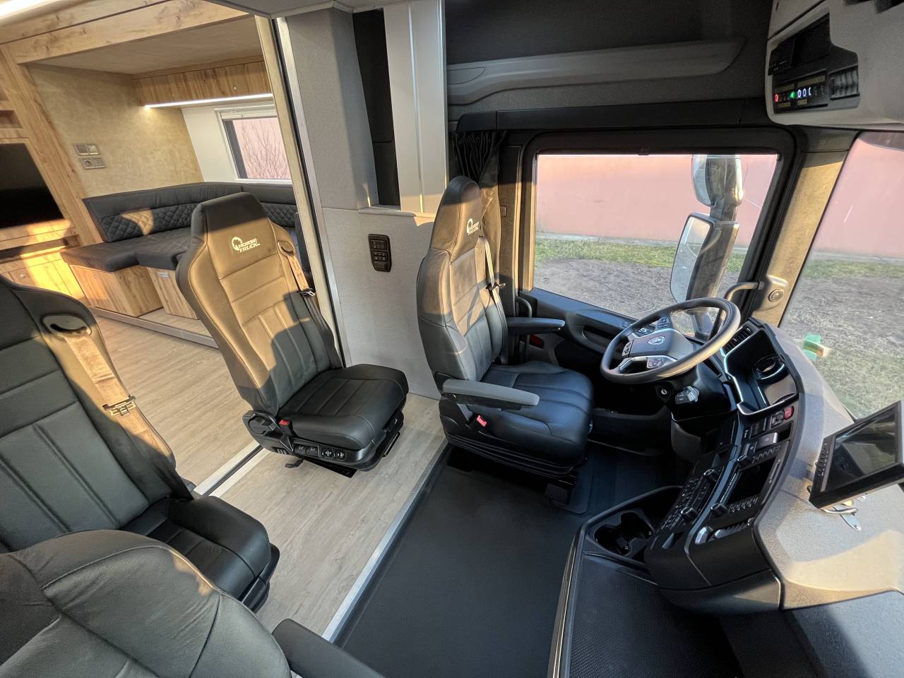 Horsebox NON-HGV Scania SCANIA 0 New