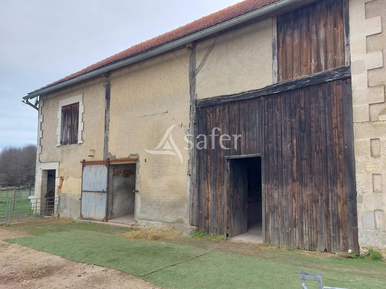 Sheep farm  Dordogne