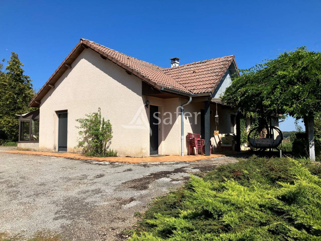 Other country property  Haute-Saône