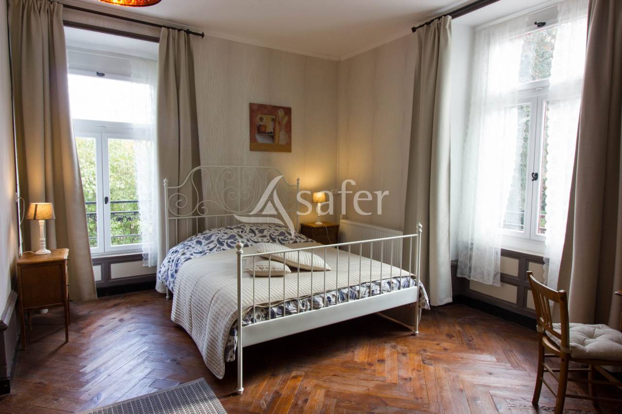 Other country property  Puy-de-Dôme