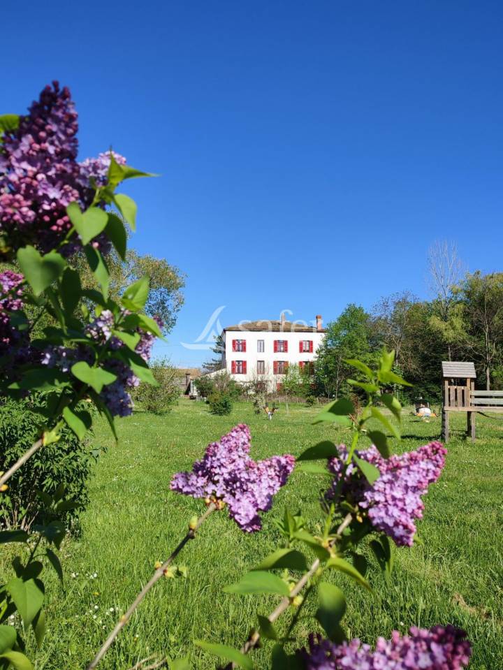 Other country property  Puy-de-Dôme