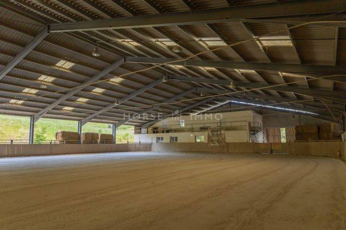 Equestrian property  Loire