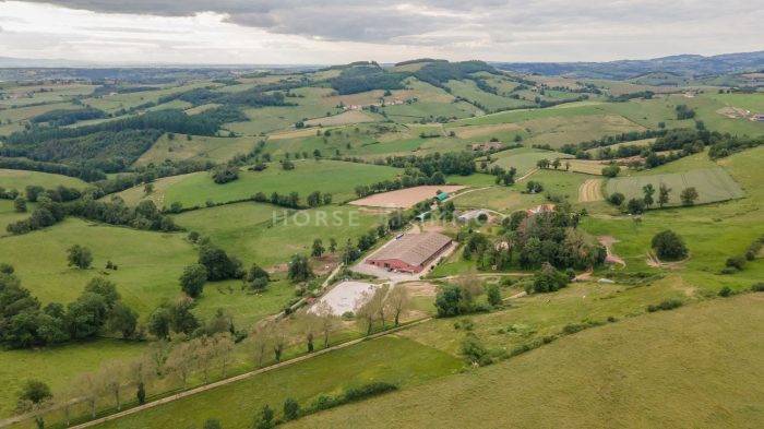 Equestrian property  Loire