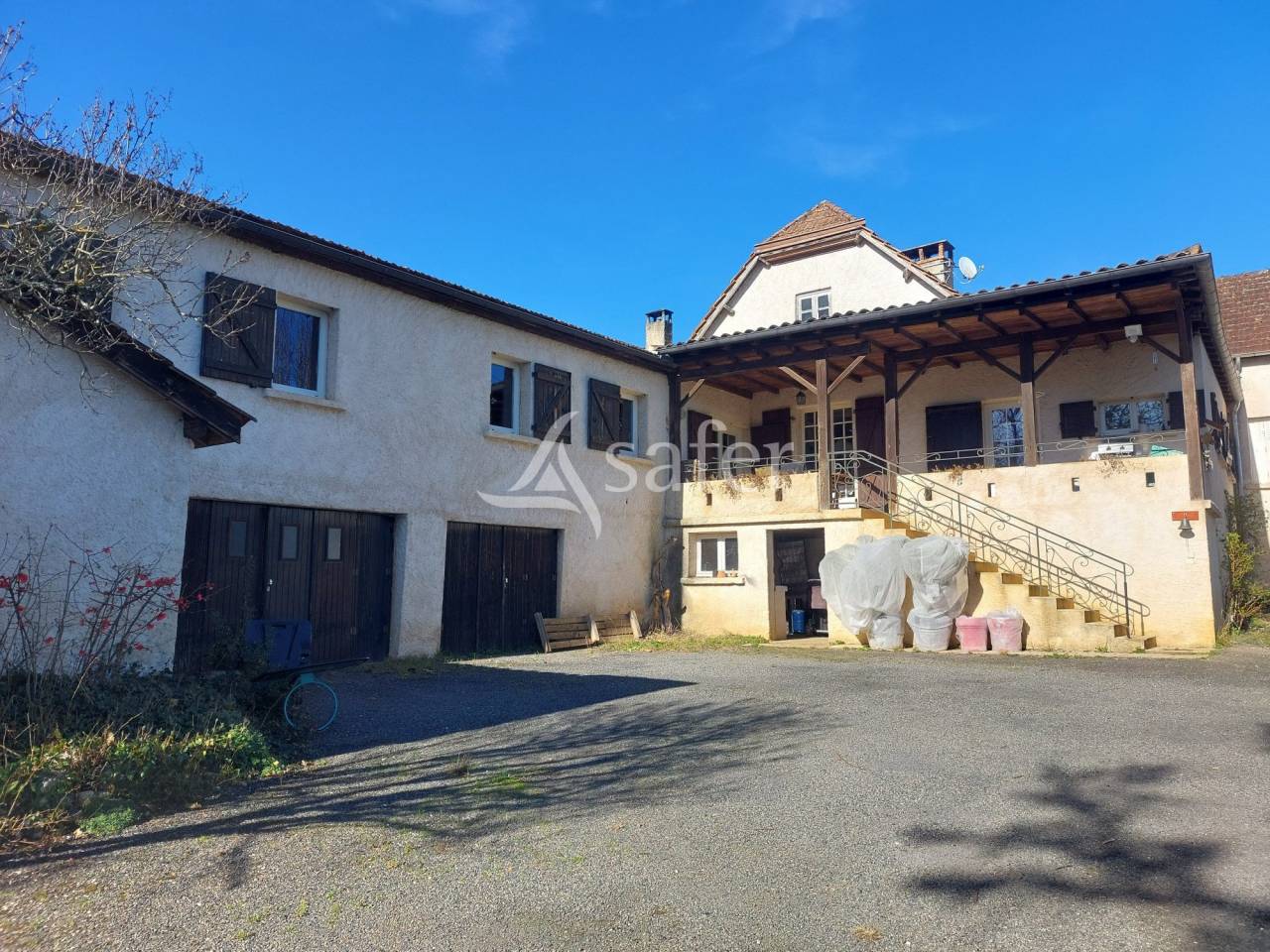 Equestrian property  Dordogne