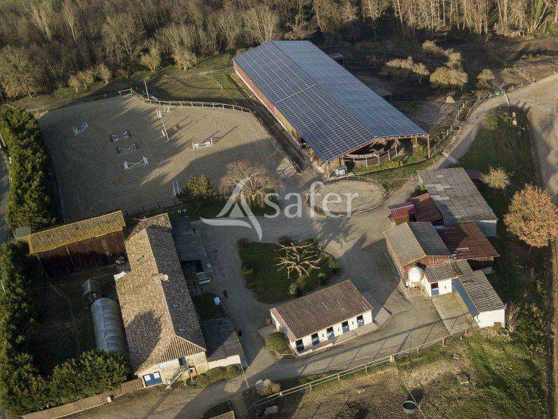 Equestrian property  Gironde