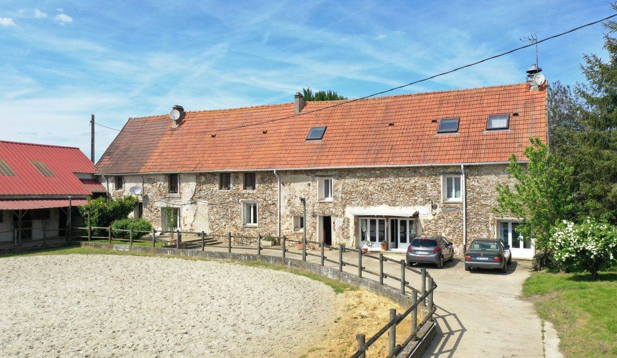 Livery yard  Seine-et-Marne