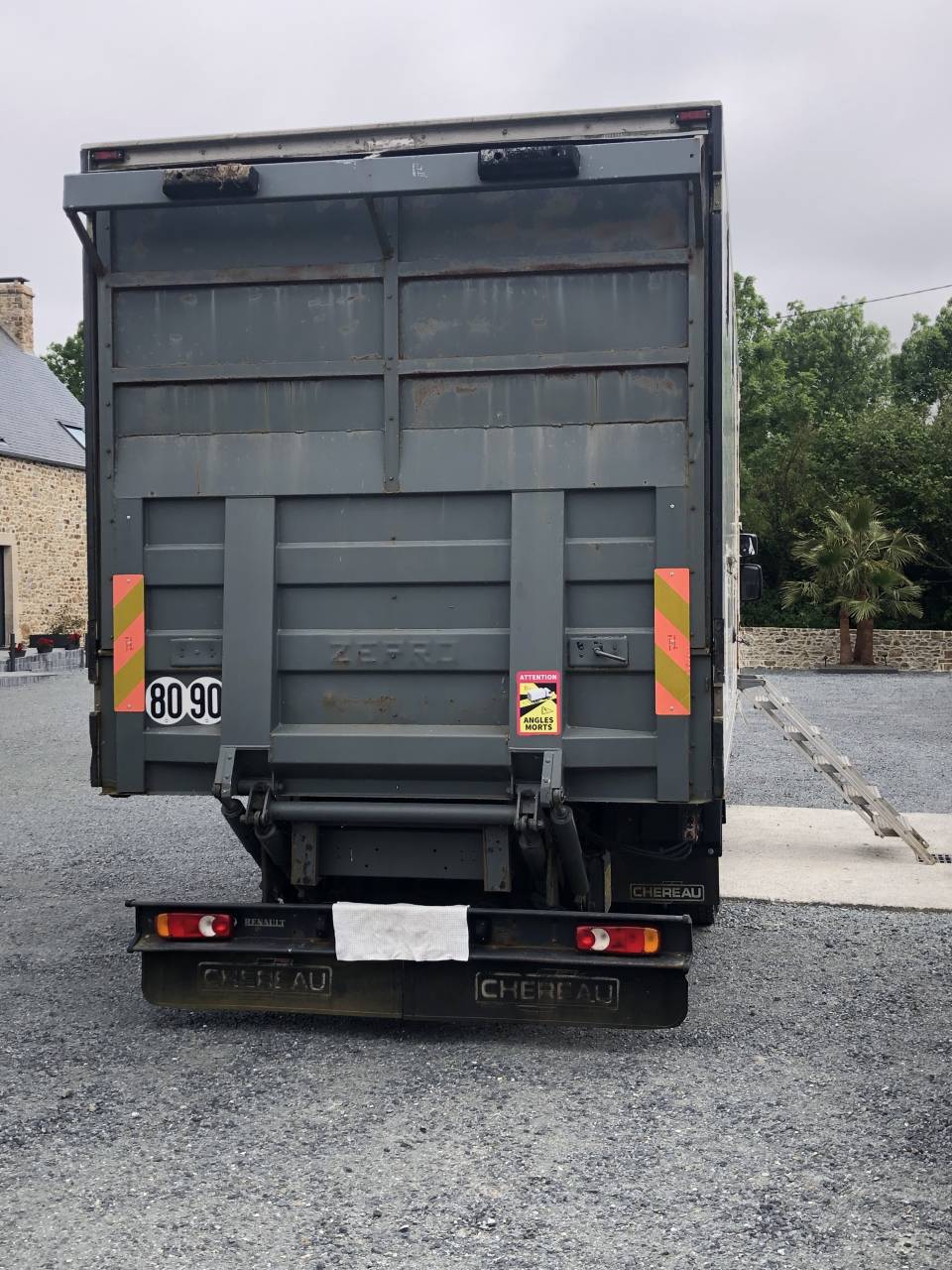 Horsebox NON-HGV Renault MIDLUM 240 DXI - 16 tonnes 2008 Used