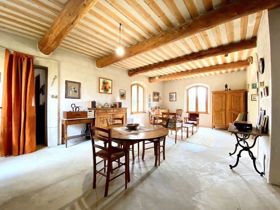 Equestrian property  Vaucluse