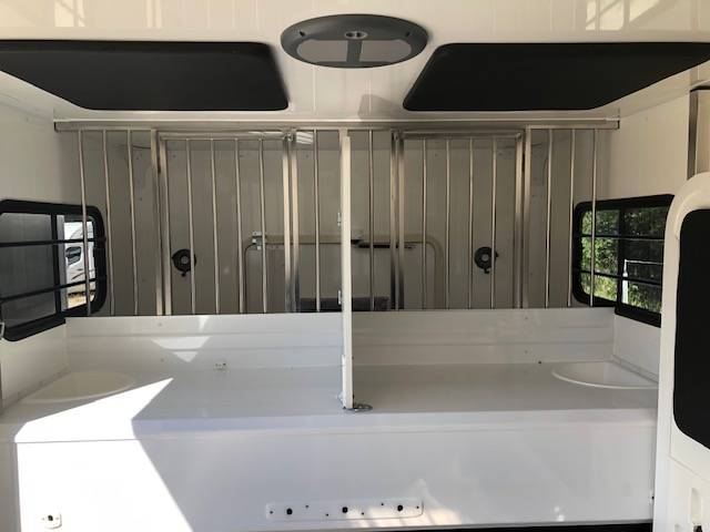 Horsebox HGV Trans Box NEW SVELTO 4 R 2024 New