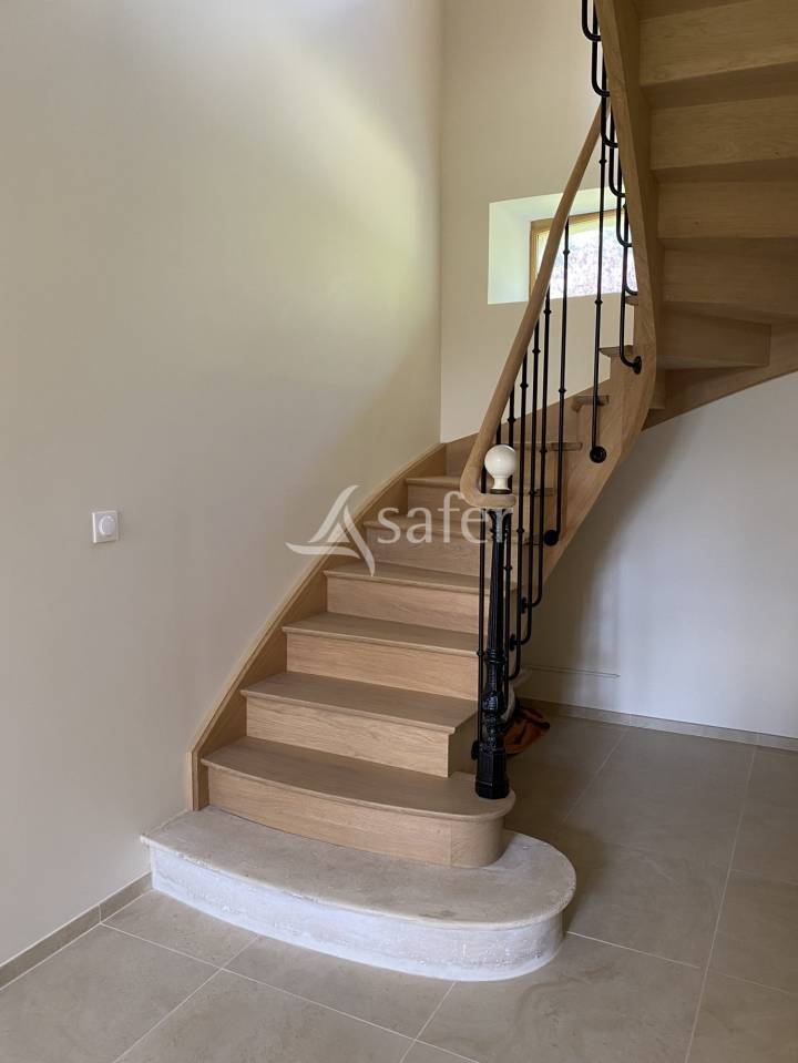 Equestrian property  Calvados