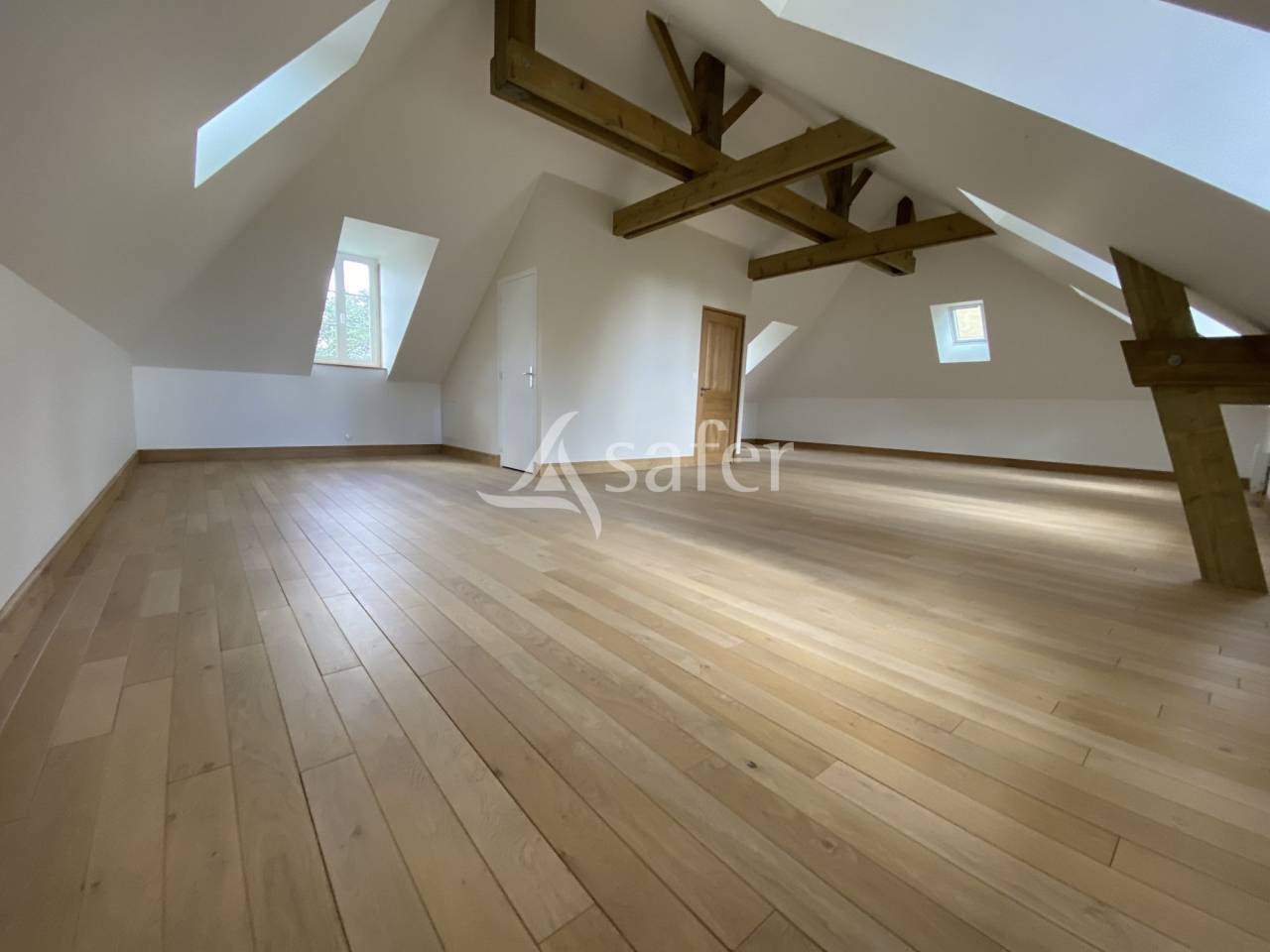 Equestrian property  Calvados