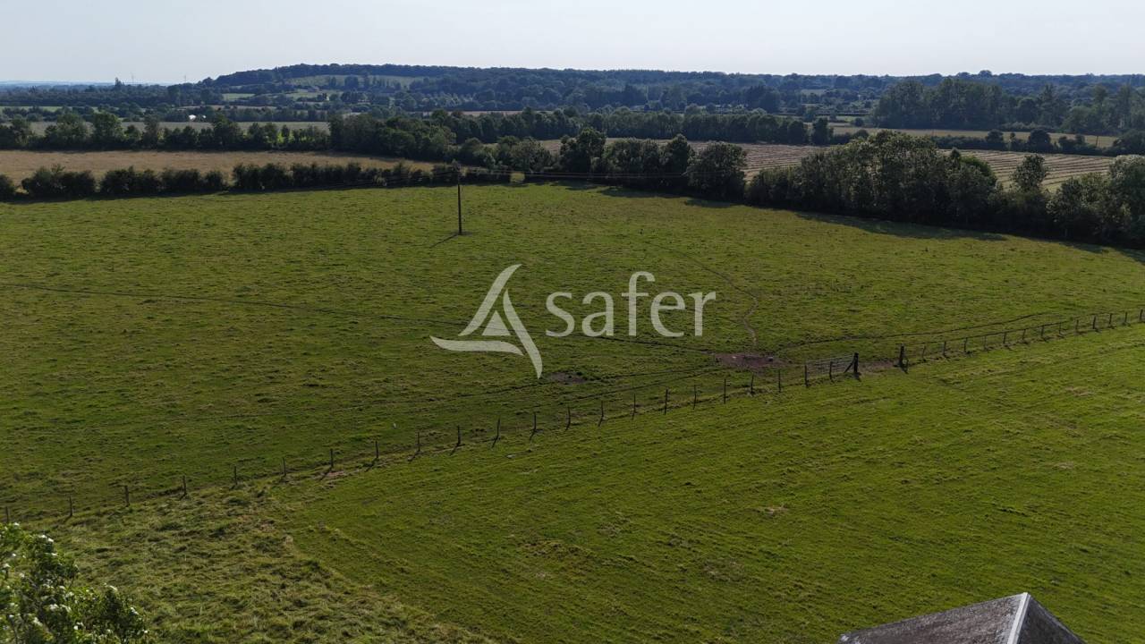 Equestrian property  Calvados