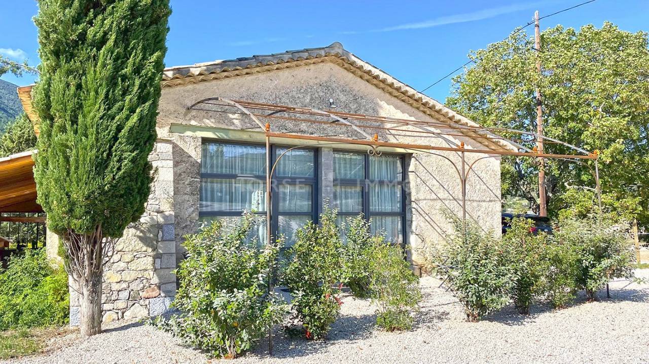 Equestrian property  Vaucluse