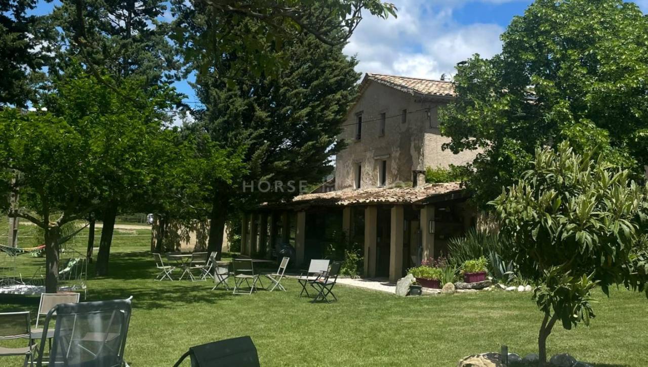 Equestrian property  Vaucluse