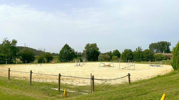 Equestrian property  Drôme