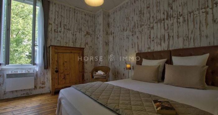 Equestrian property  Ain