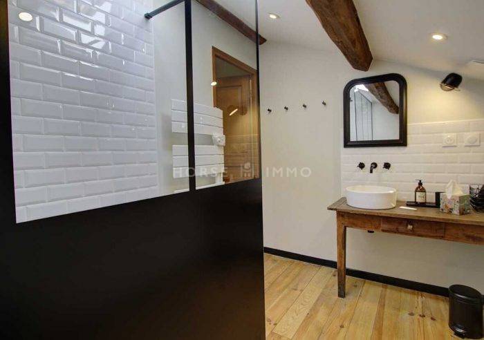 Equestrian property  Ain