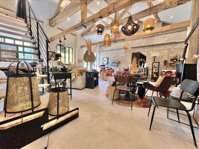 Equestrian property  Ain