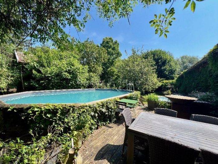 Equestrian property  Ain