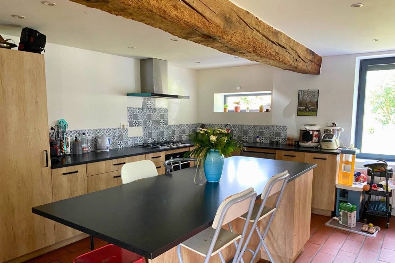 Equestrian property  Ain