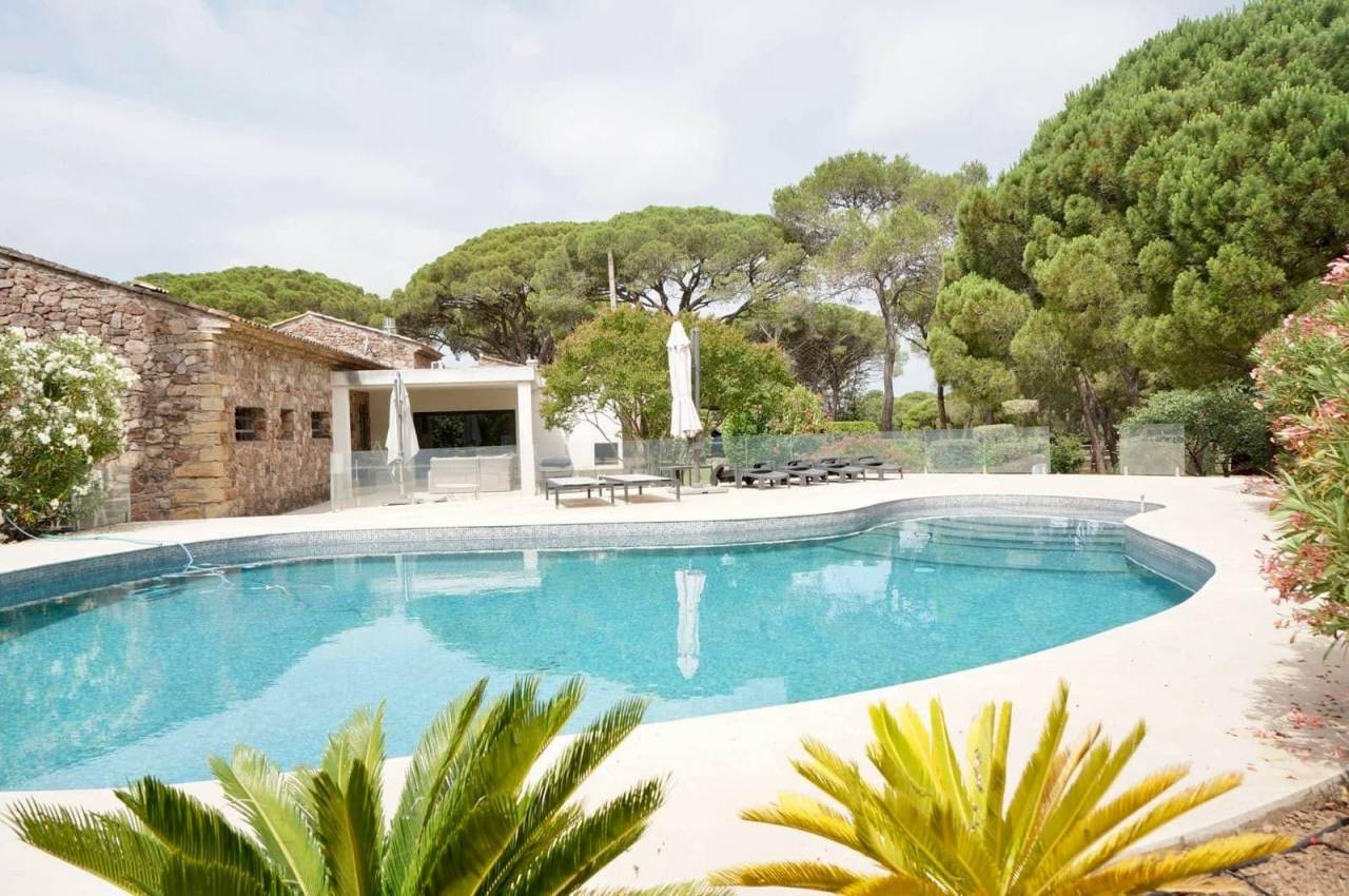 Luxurious equestrian property  Var