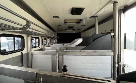 Horsebox NON-HGV Mercedes actros 2000 Used