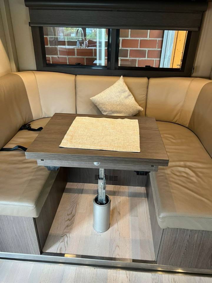 Horsebox NON-HGV Iveco IVECO 0 Used