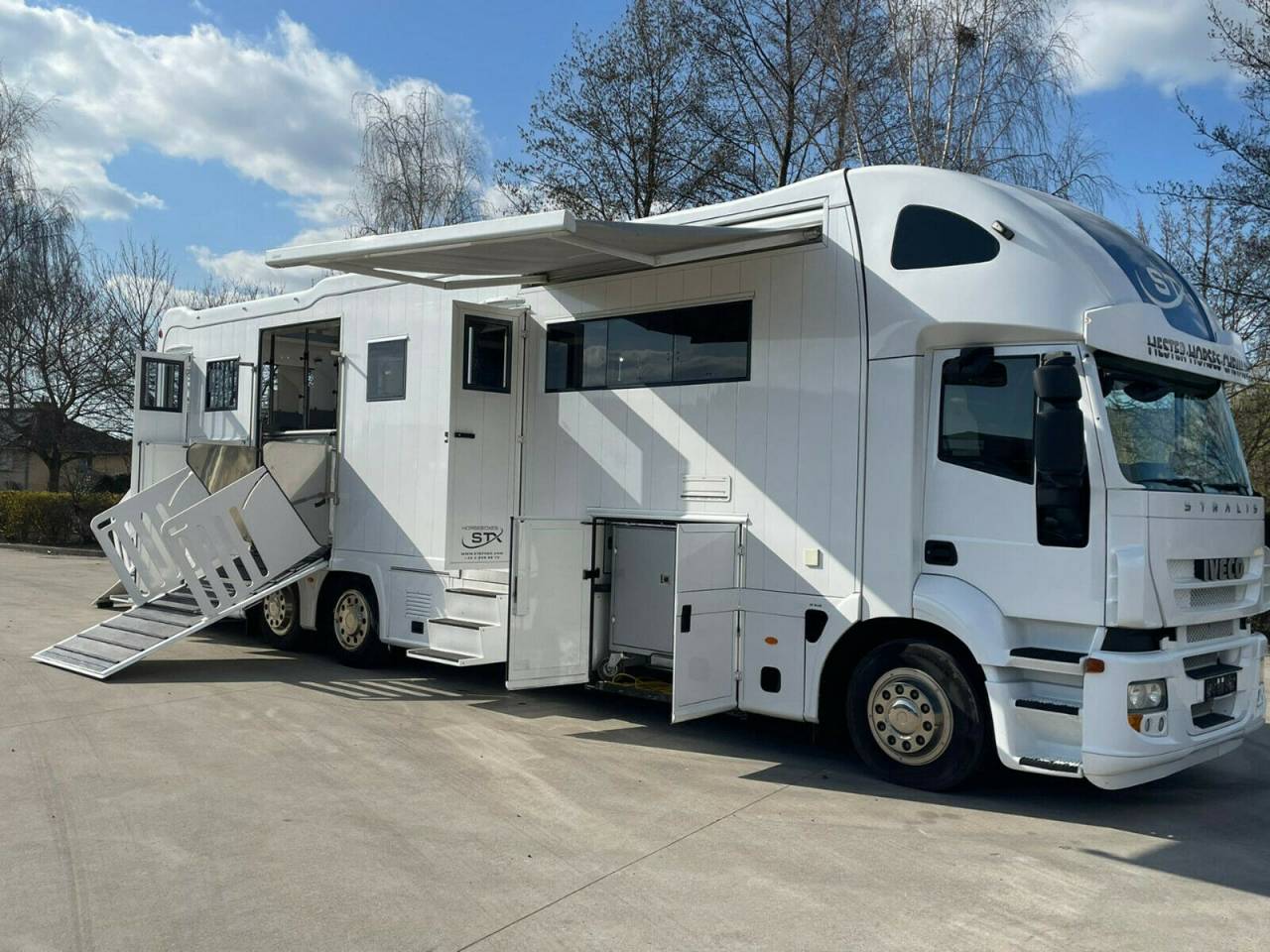 Horsebox NON-HGV Iveco IVECO 0 Used
