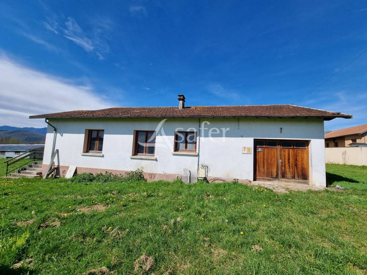 Other country property  Hautes-Pyrénées