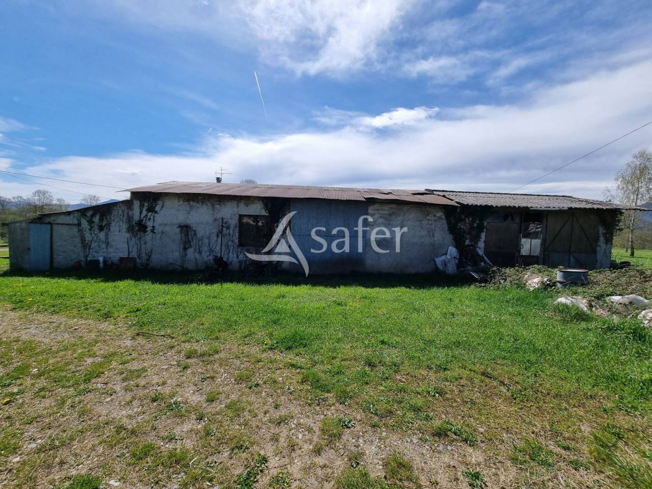 Other country property  Hautes-Pyrénées