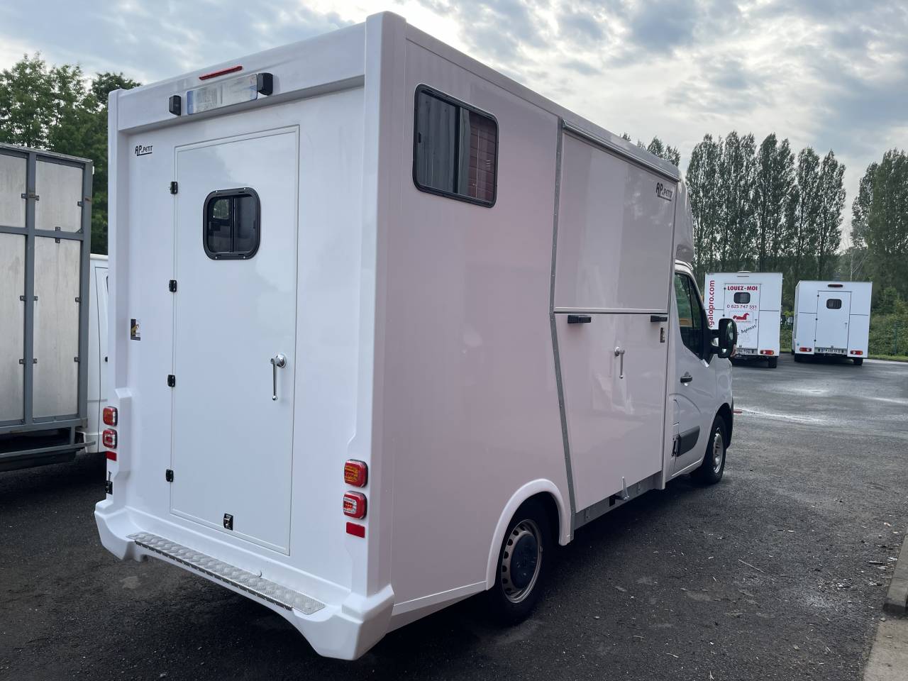 Horsebox HGV AP Petit Renault MASTER L2 2020 Used