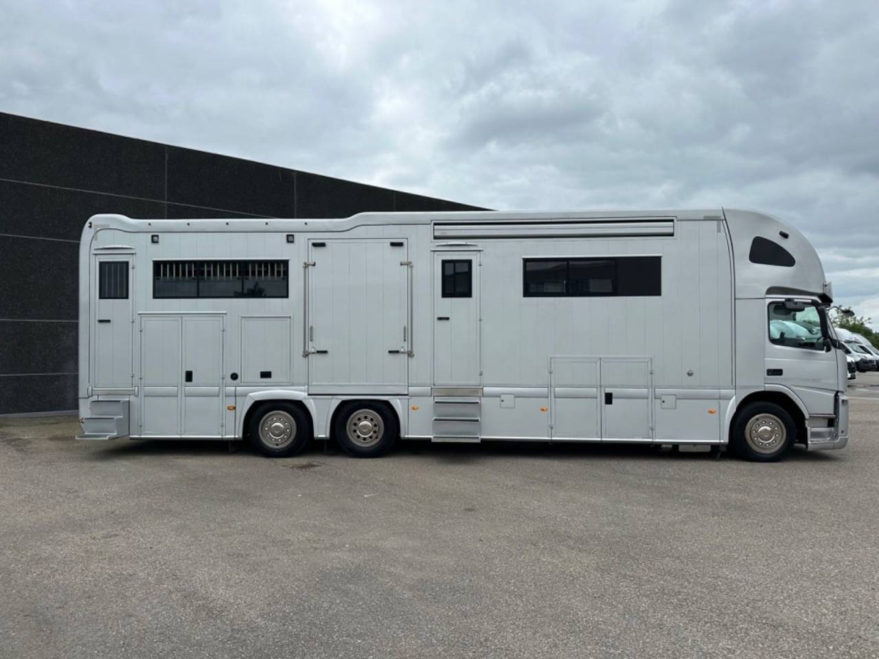 Horsebox NON-HGV Autre marque VOLVO 0 Used